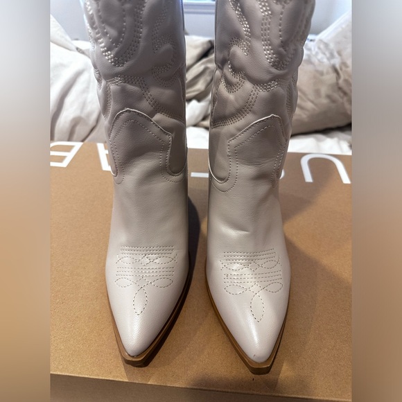 Cowboy boots - Picture 8 of 8